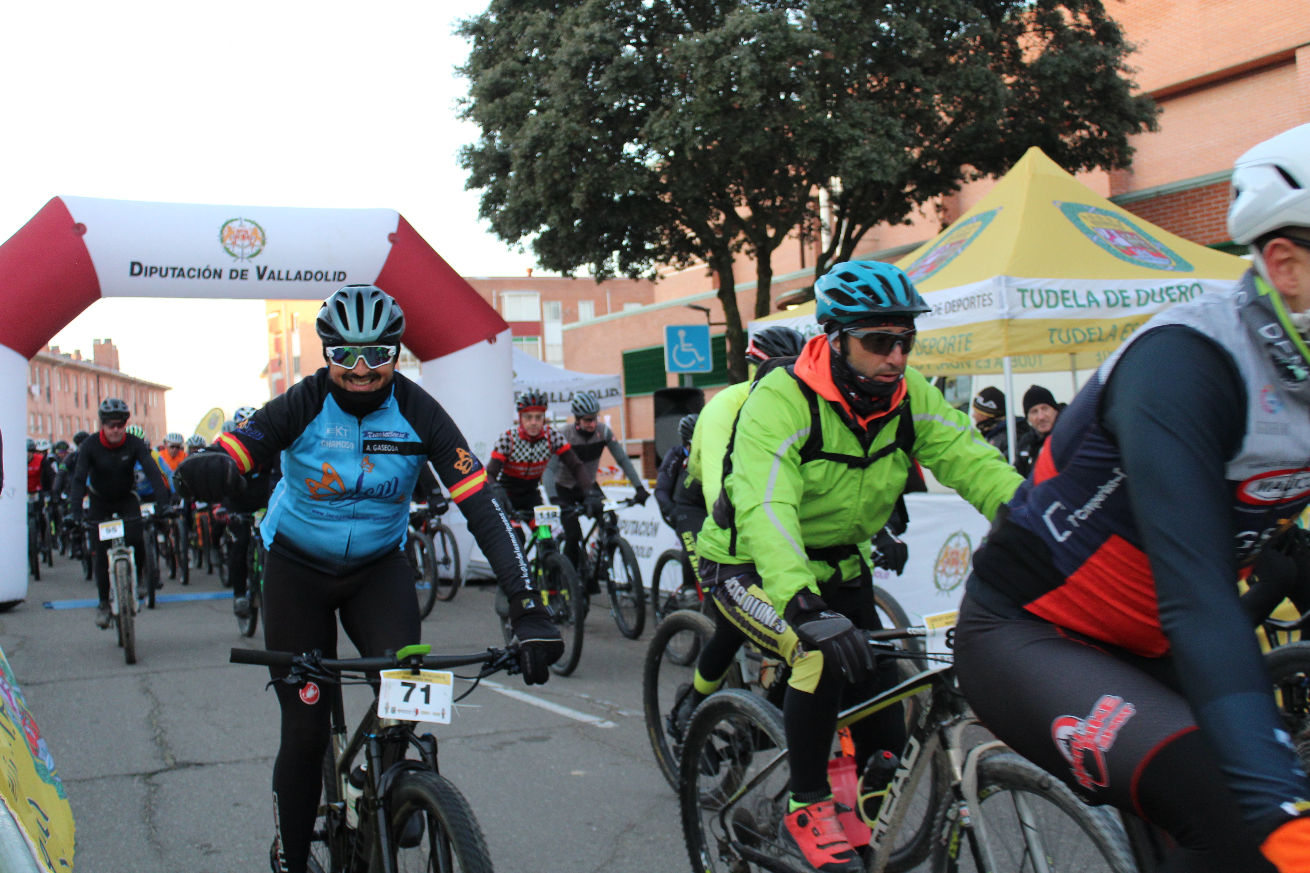 La XIII Bajo Cero Bike de Tudela de Duero, en imágenes