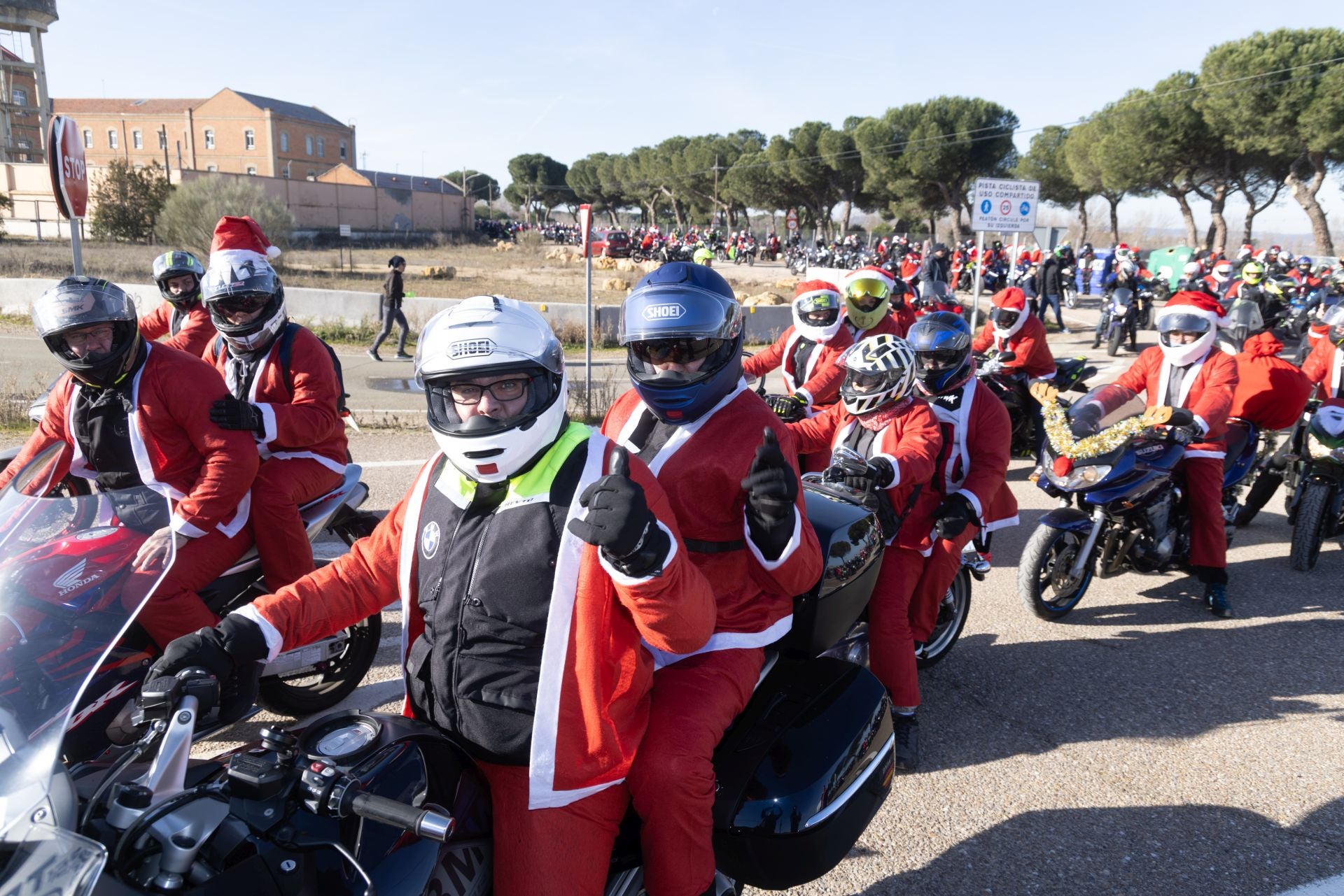 La &#039;papanoelada&#039; motera de Valladolid, en imágenes