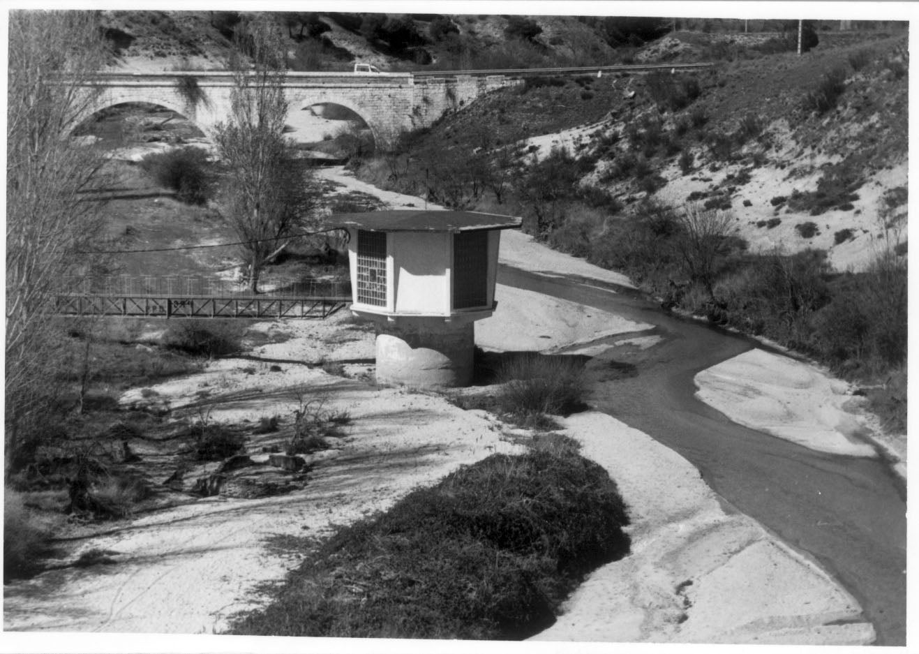 Depósito de abastecimiento de agua. 10 de junio de 1998.