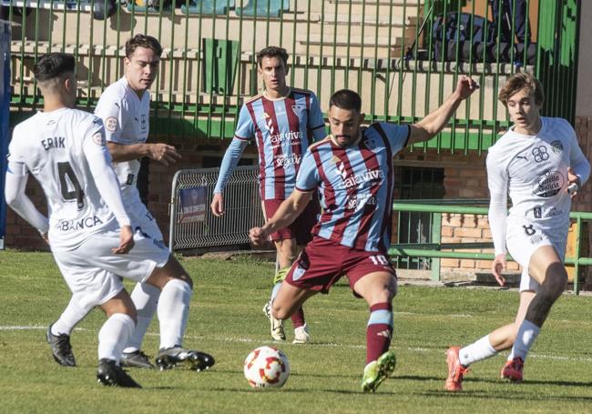 Fotografías del partido entre la Segoviana y el Lugo.