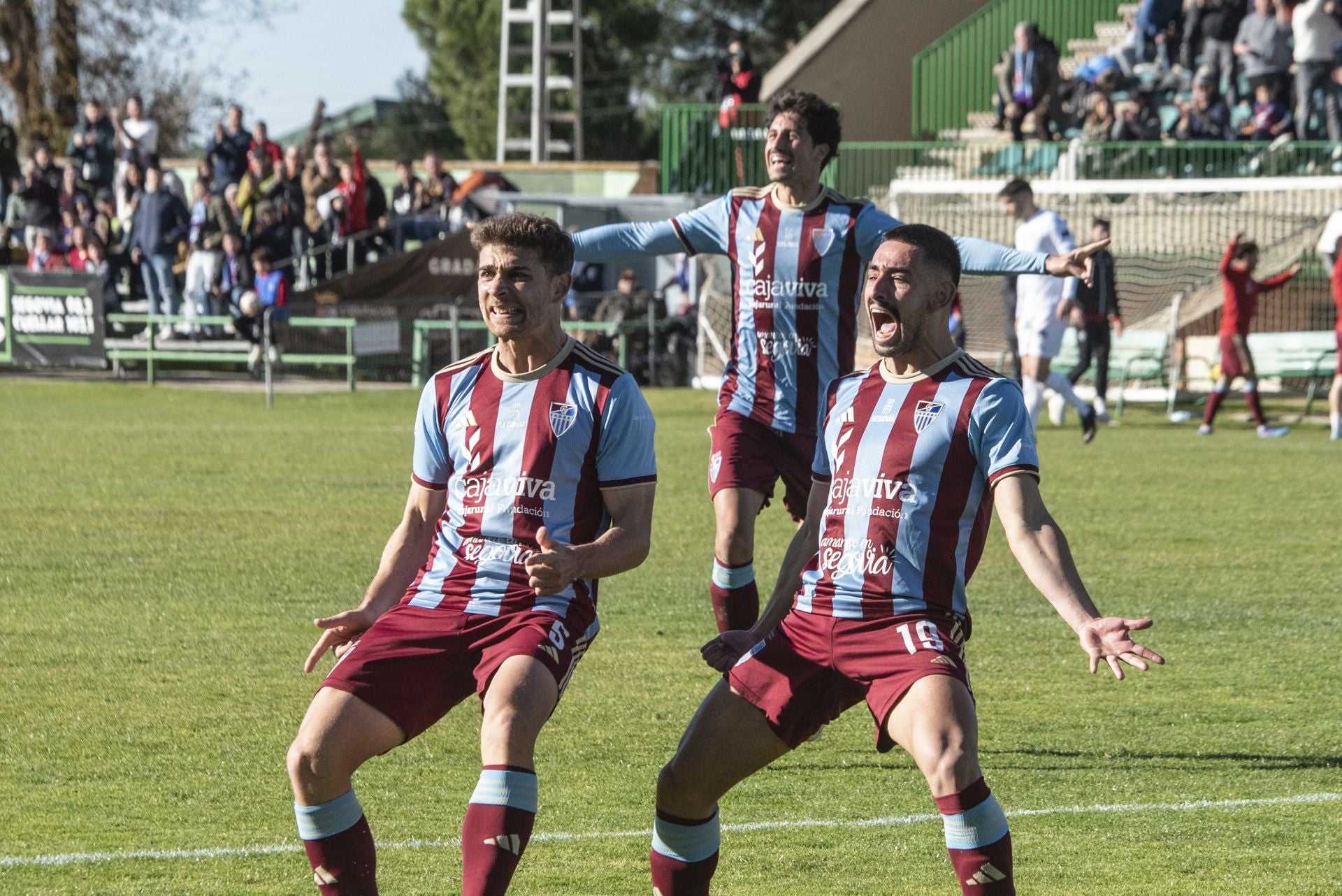 Fotografías del triunfo de la Segoviana ante el Lugo