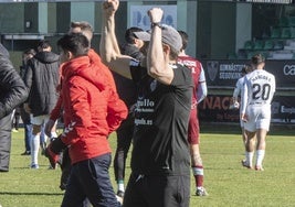 Ramsés celebra el triunfo conseguido ante el Lugo.