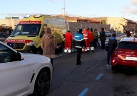 Servicios de emergencia, en el lugar del atropello.