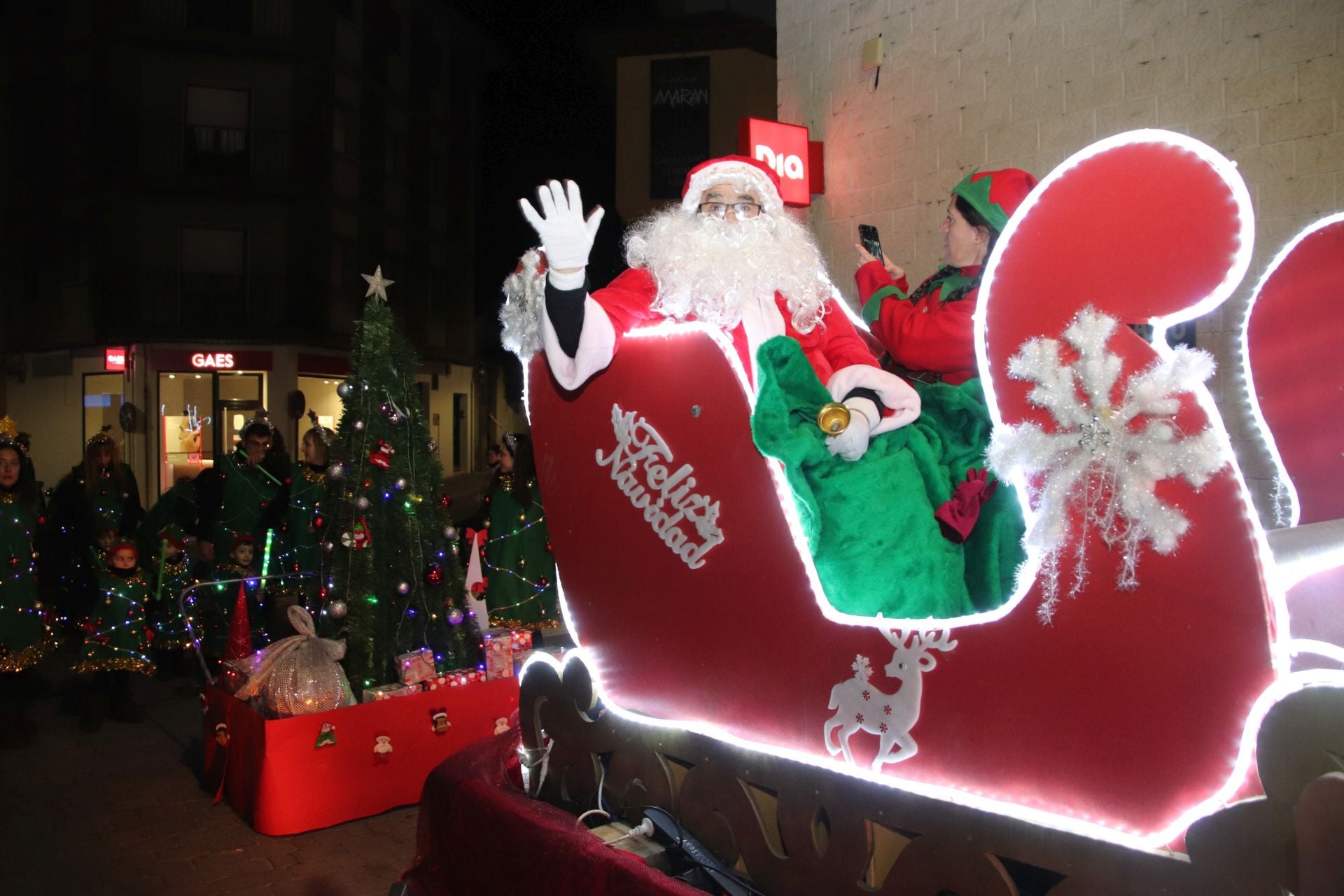 Fotos de la llegada de Papá Noel a Cuéllar