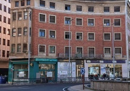 Edificio de la Plaza de España, número 2, de Palencia.