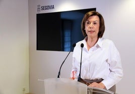 Esther Núñez, en una rueda de prensa.