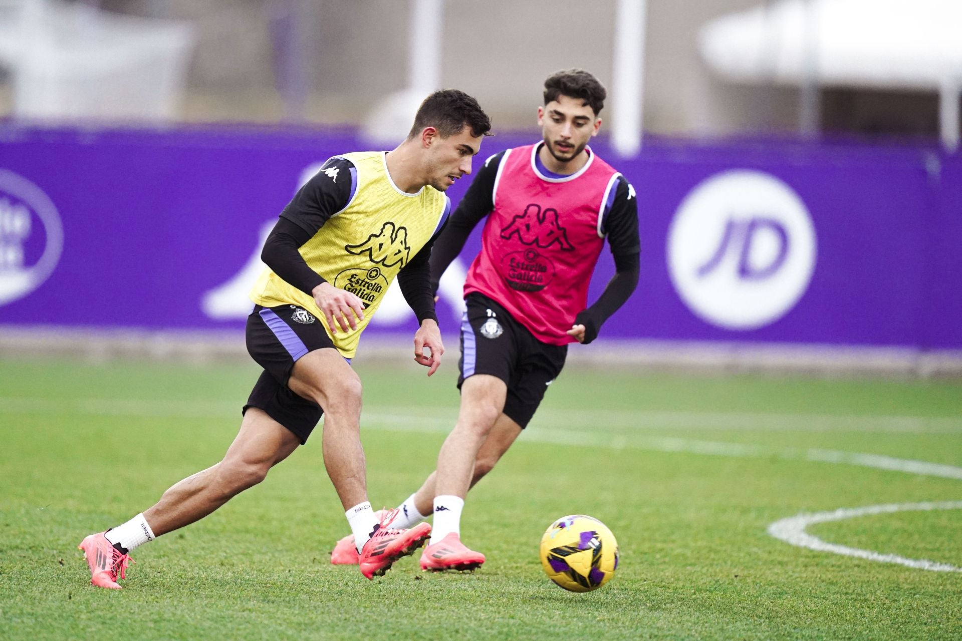 Las imágenes de la vuelta a los entrenamientos del Real Valladolid tras el parón de Navidad