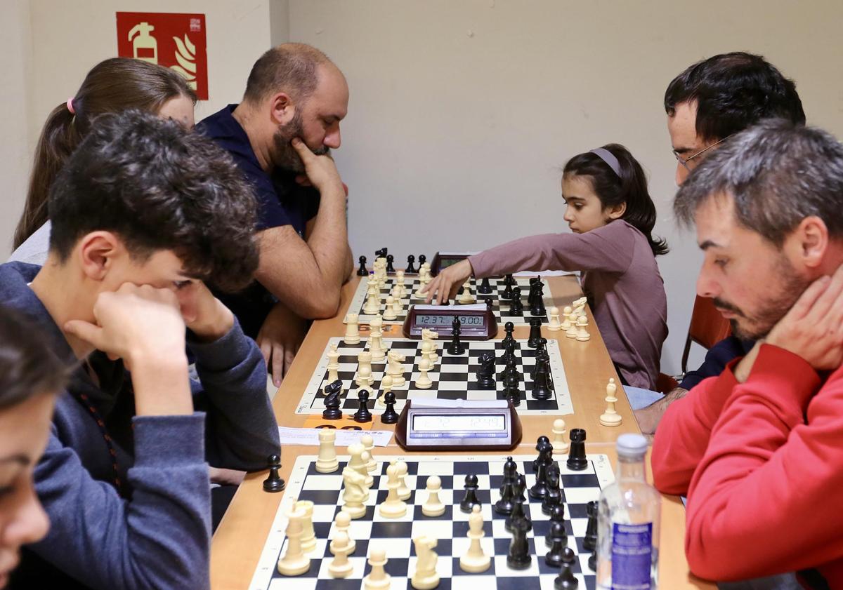 Imagen principal - Jaime Santos Latasa se adjudica el XIX Torneo Internacional de ajedrez