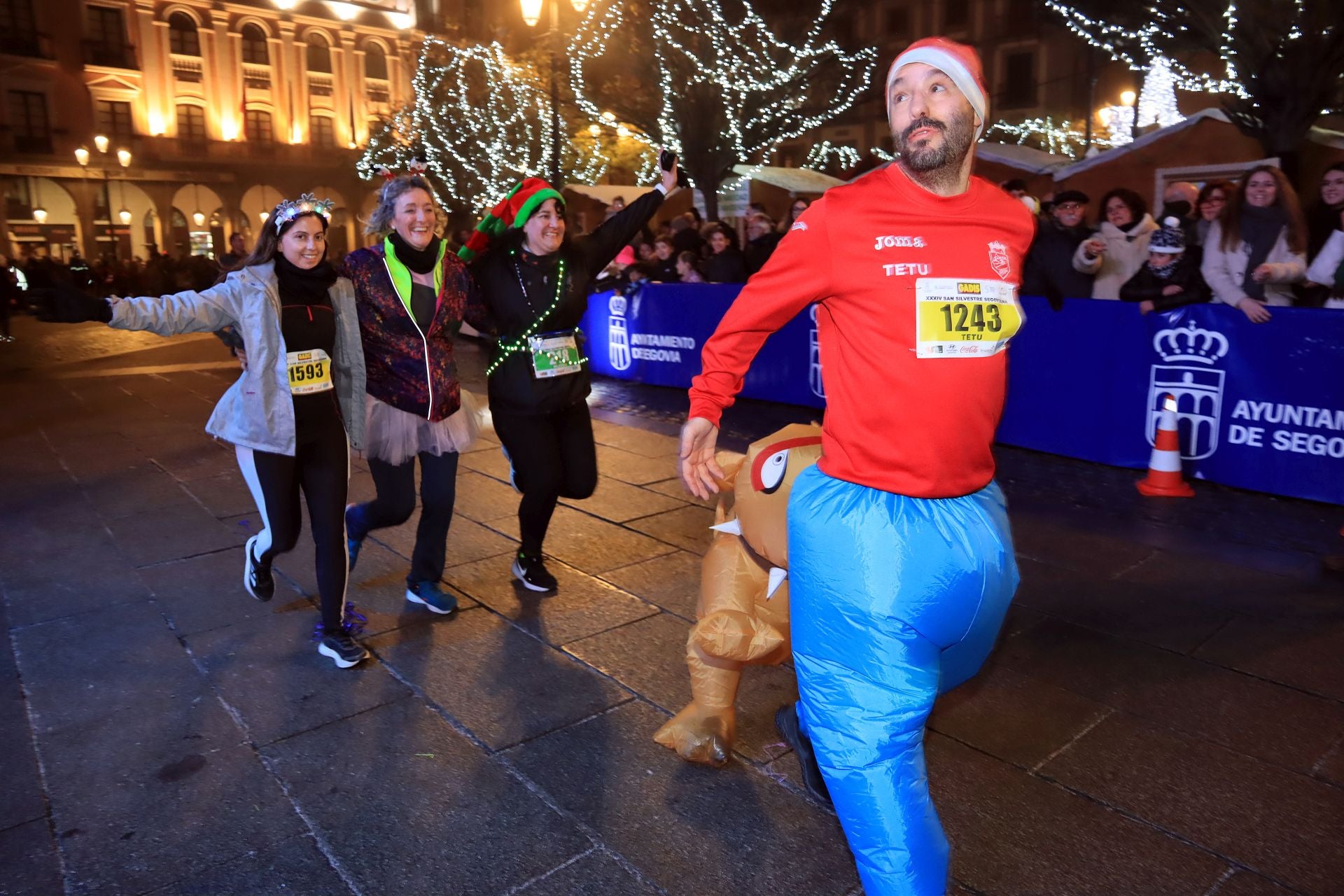 Fotografías de la San Silvestre de Segovia (1 de 3)