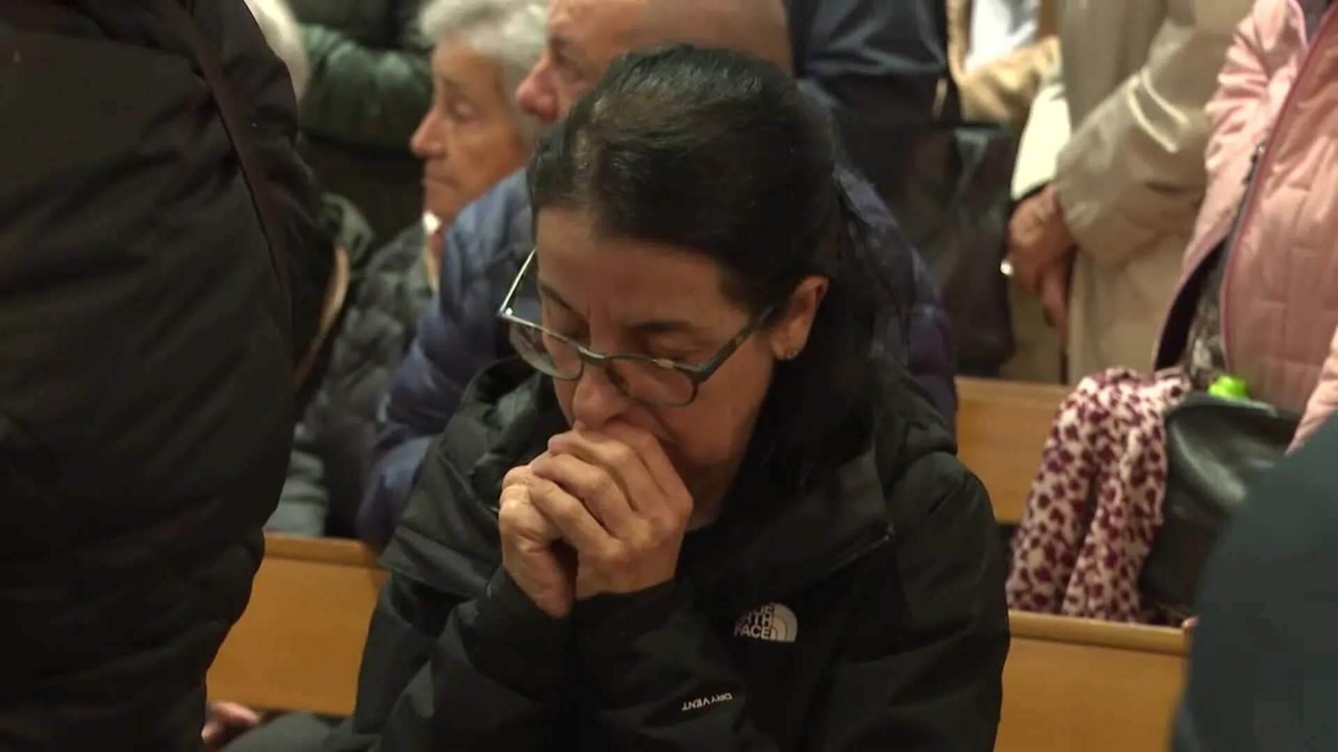 Multitud de feligreses visitan la basílica de Jesús de Medinaceli en Madrid