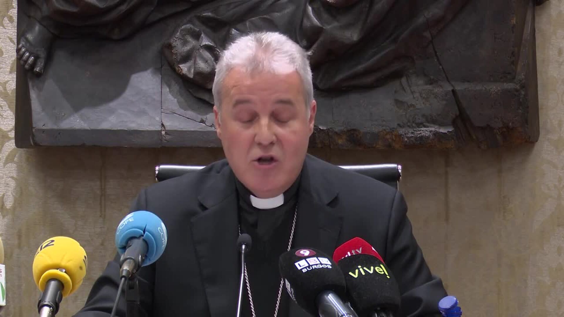 La Iglesia prohíbe a De Rojas permanecer en el convento de Belorado