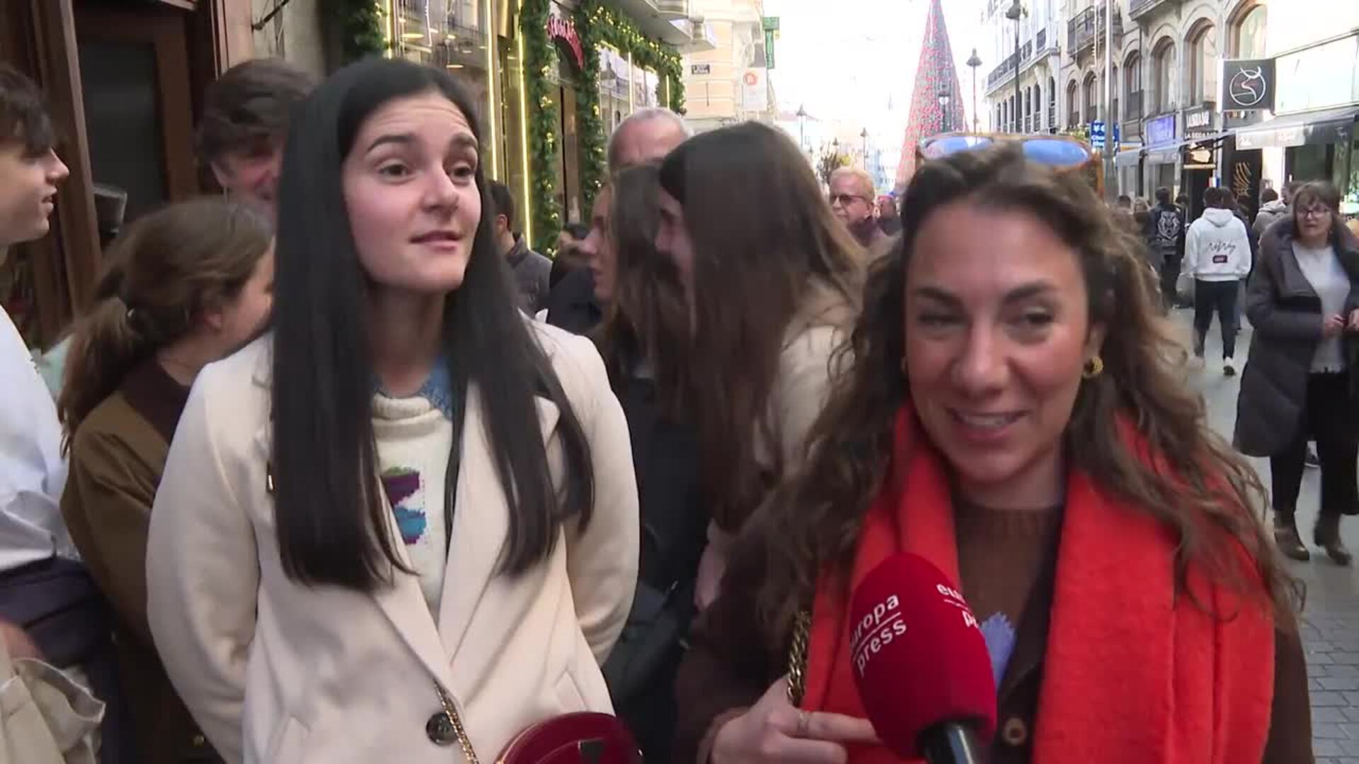 Madrileños y turistas eligen Madrid para hacer turismo este puente