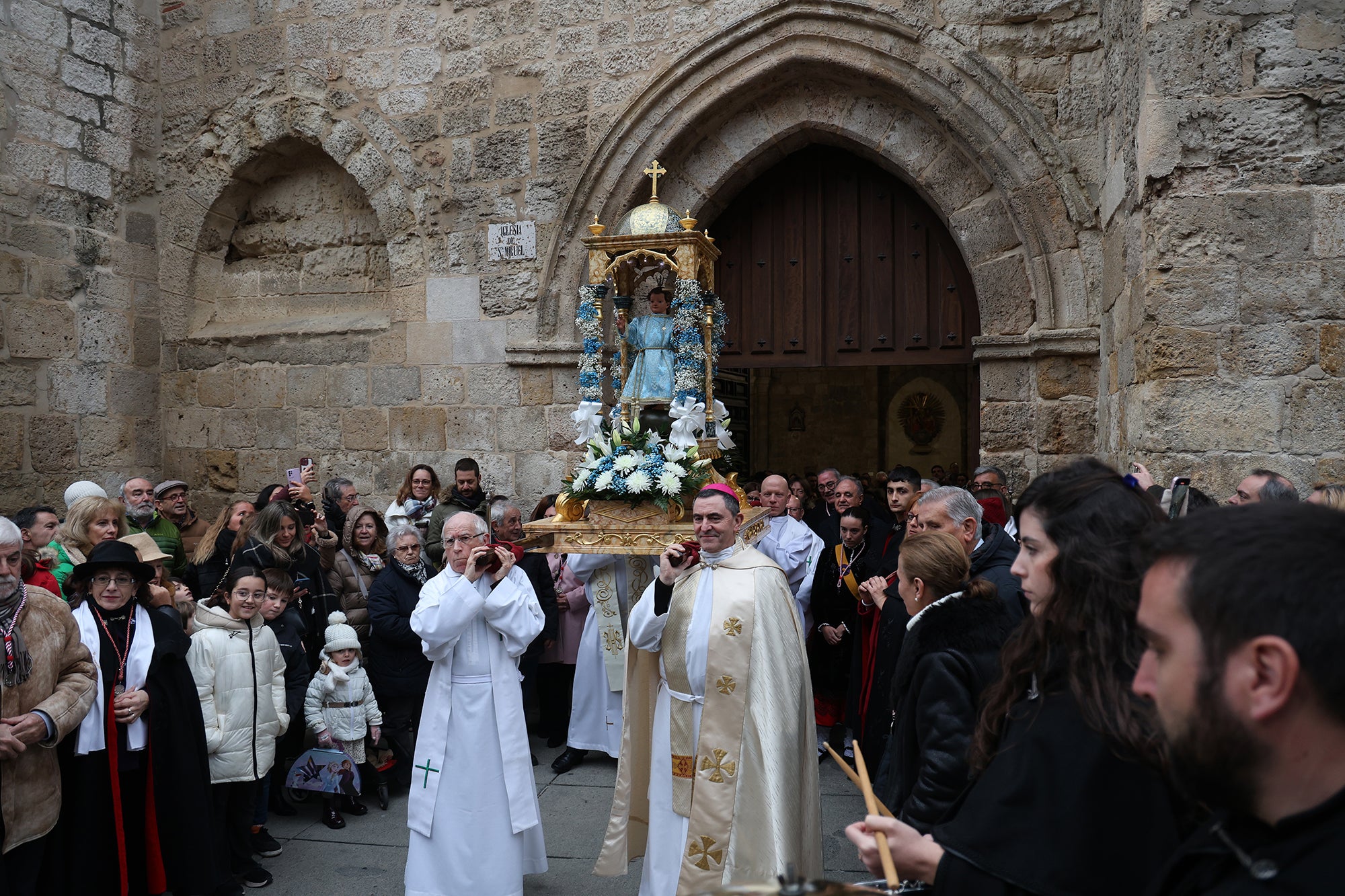 Así ha sido el Bautizo del Niño en Palencia
