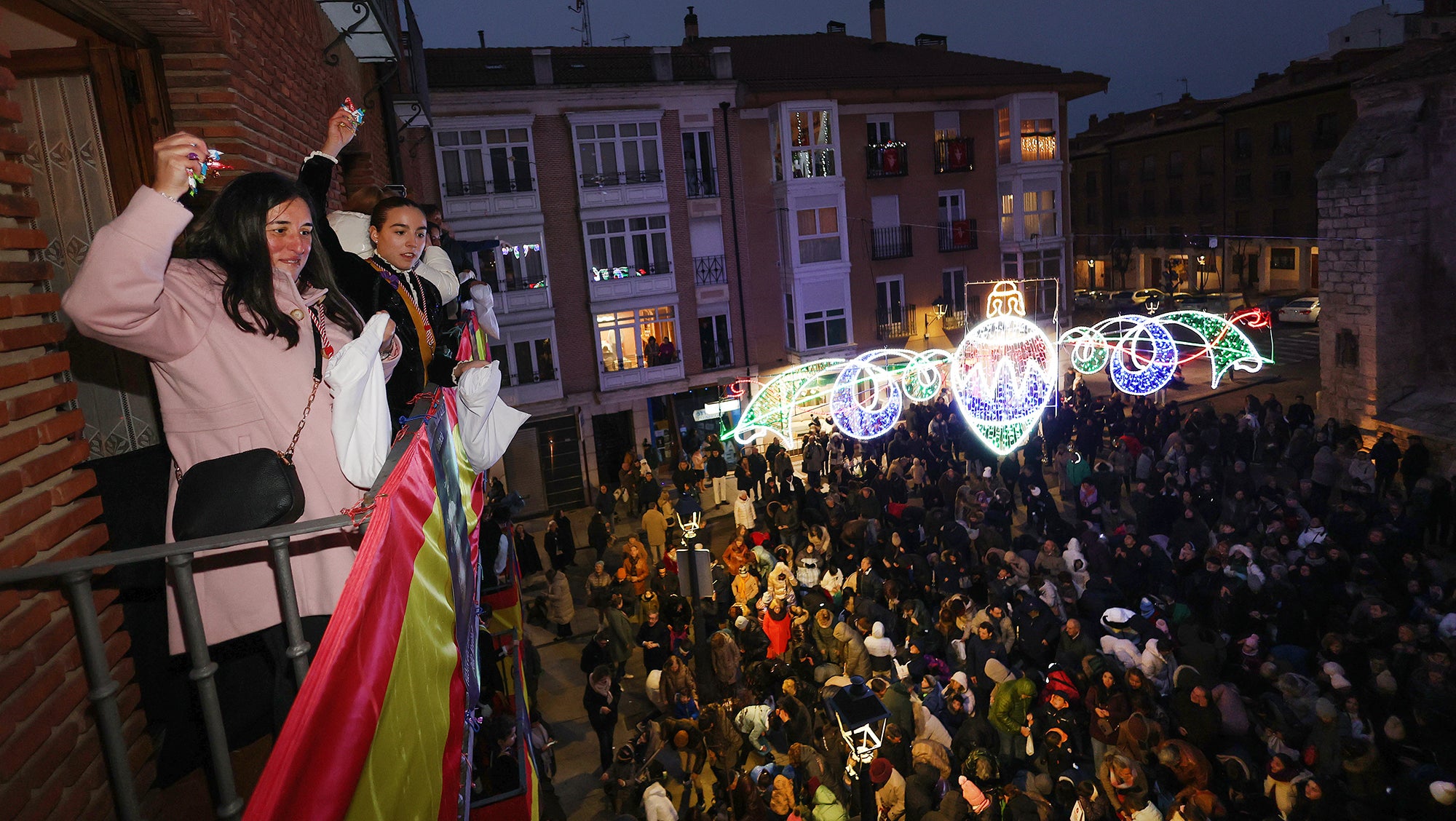 Así ha sido el Bautizo del Niño en Palencia