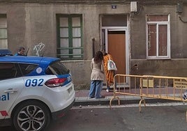 Imagen de archivo de una intervención policial en el bloque ocupado, y a desalojado y tapiado, de la calle Olmedo.