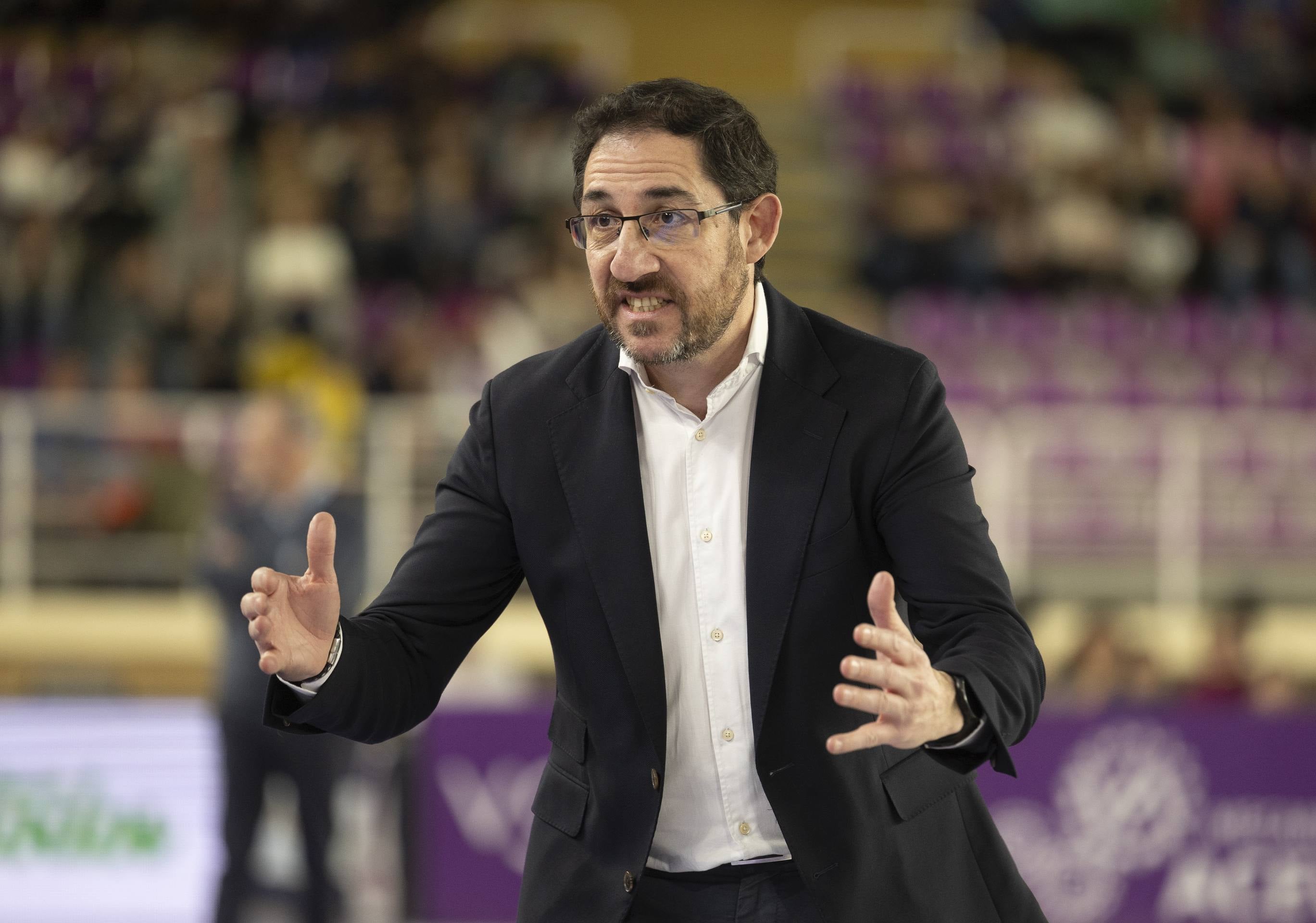 El RV Baloncesto se queda a segundos de la victoria ante Ourense