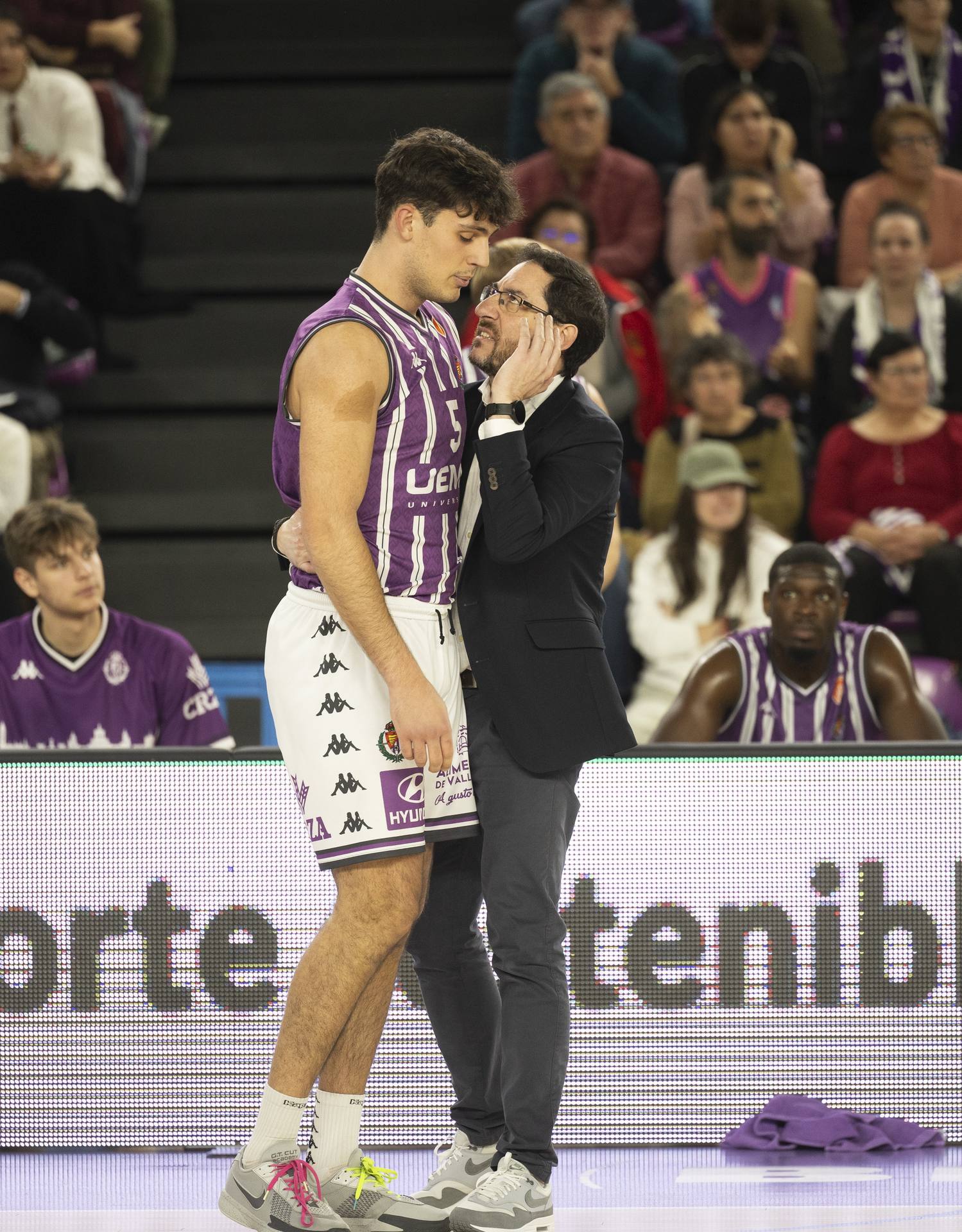 El RV Baloncesto se queda a segundos de la victoria ante Ourense