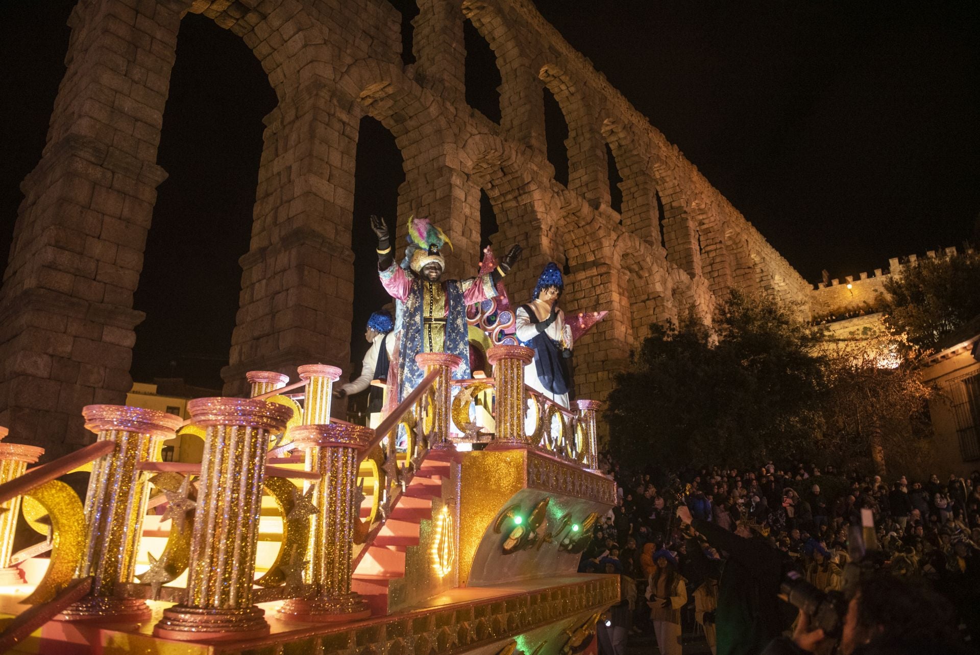 Fotos de la Cabalgata de los Reyes Magos en Segovia (3 de 3)