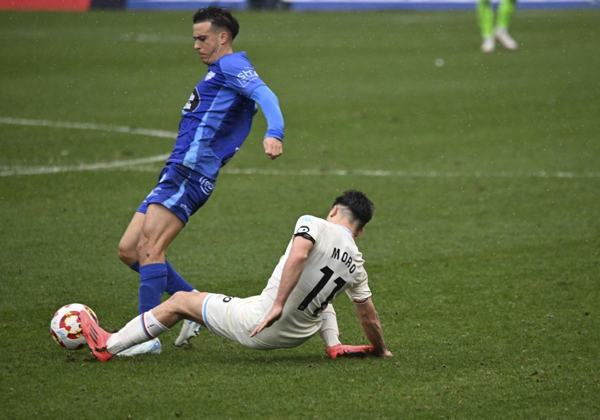 Raúl Moro, en el momento en el que hace el mal gesto en el partido de Copa en O Couto.