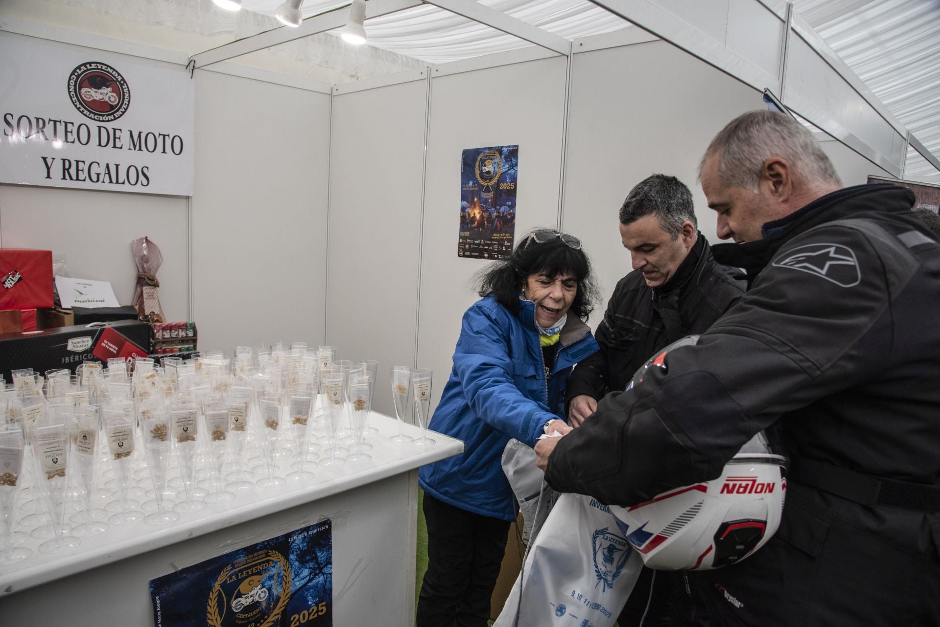 Fotos de um comício de motociclistas em Cantalejo