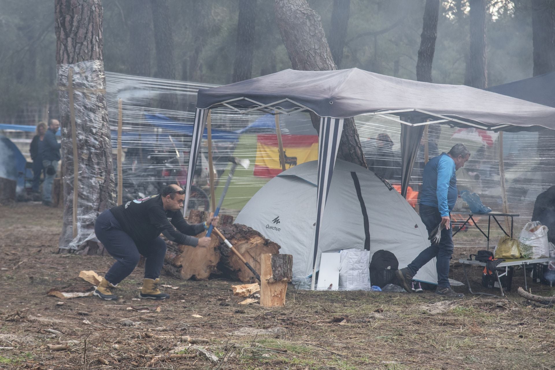 Fotos de um comício de motociclistas em Cantalejo