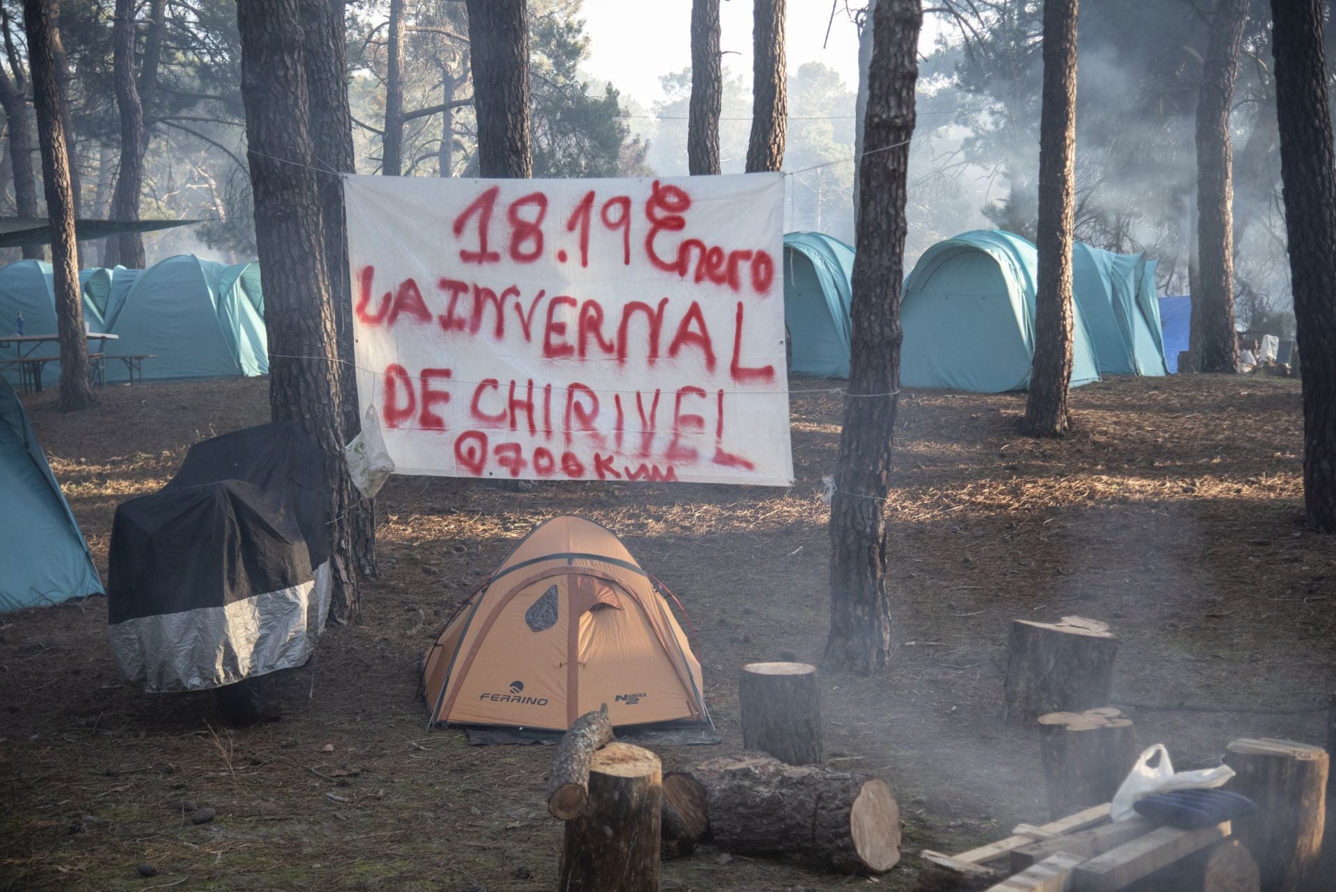 Fotos de um comício de motociclistas em Cantalejo