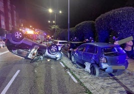 Estado en el que quedó el vehículo de una mujer que dio positivo en alcohol en el paseo Juan Carlos I.