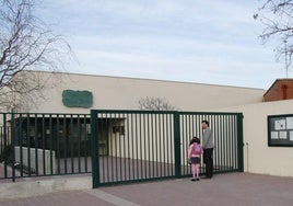 El colegio público Miguel Delibes de Aldeamayor de San Martín, en una imagen de archivo.