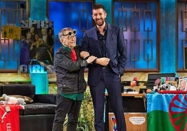 Fernando Arrabal con David Broncano, en 'La Revuelta'.