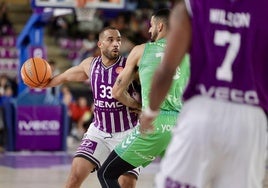 Las imágenes del partido entre el Real Valladolid y el Amics Castelló