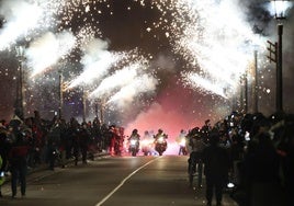 Desfile de antorchas en Motauros 2025