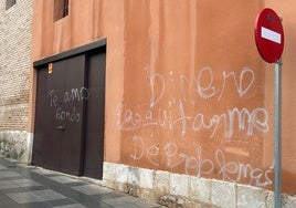 Pintadas en un la Iglesia Colegiata de San Antolín