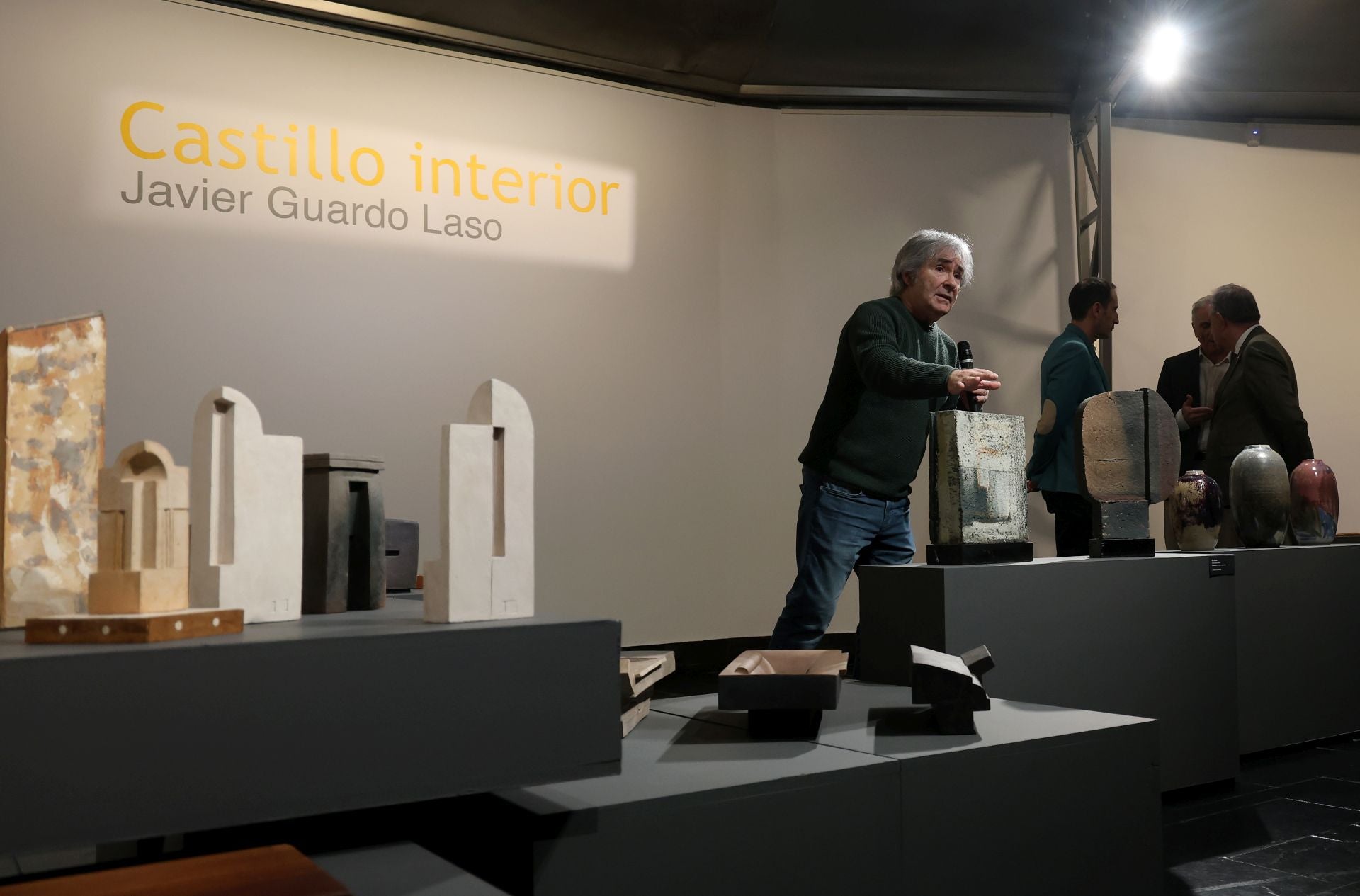 La exposición &#039;Castillo Interior&#039; de Javier Guardo Laso en el Museo de Palencia