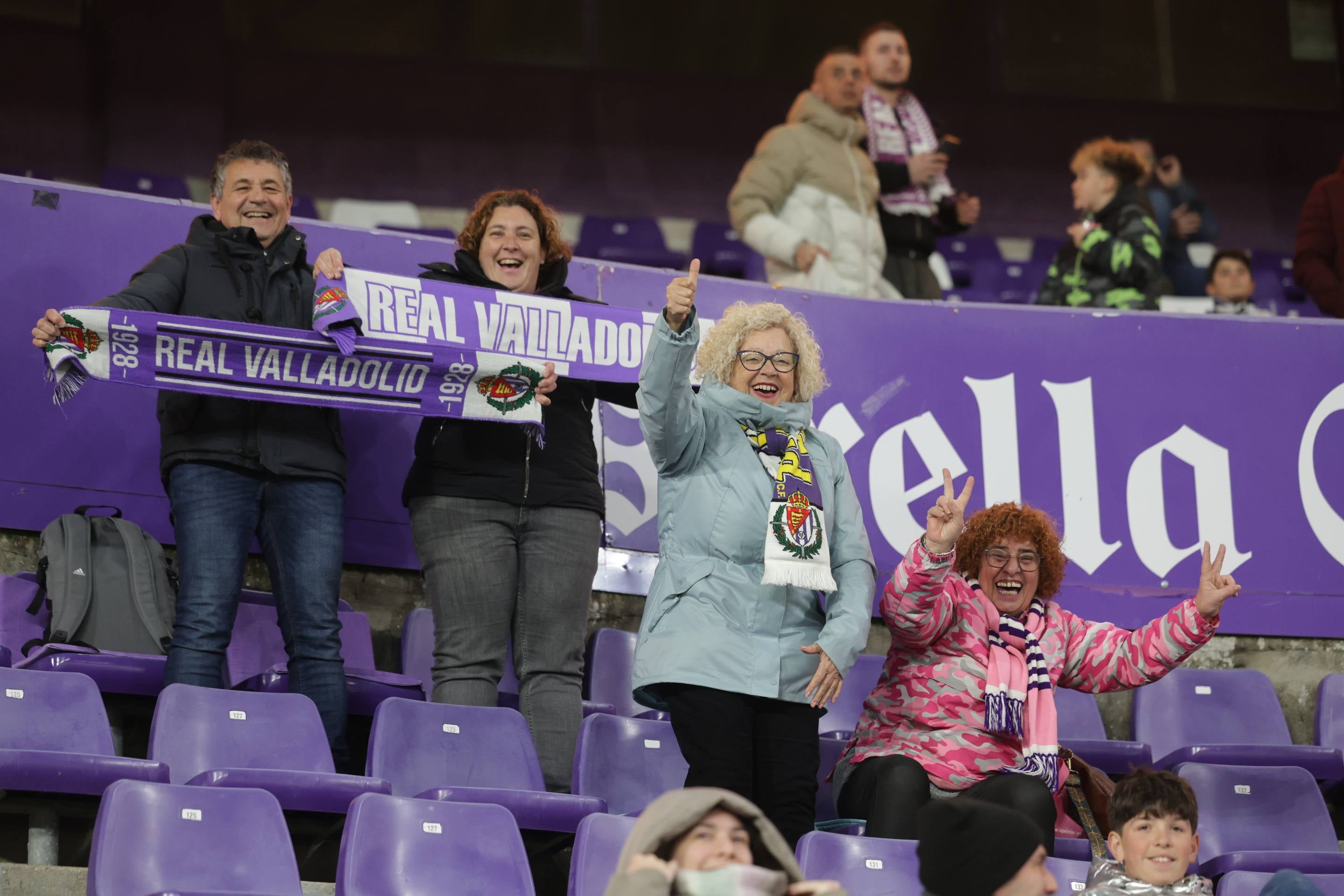 Búscate en la grada del Real Valladolid-Real Madrid (1/4)