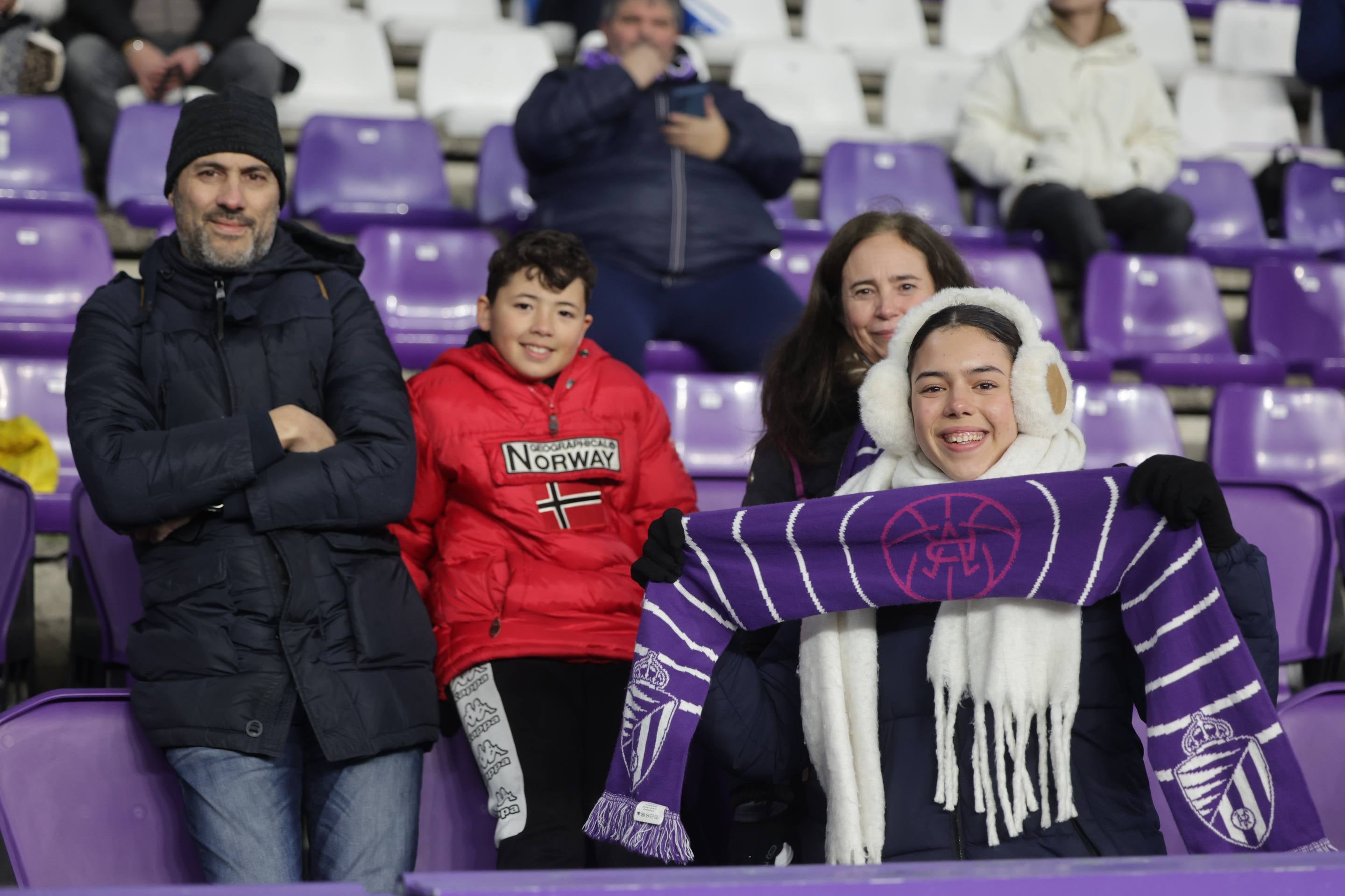 Búscate en la grada del Real Valladolid-Real Madrid (3/4)