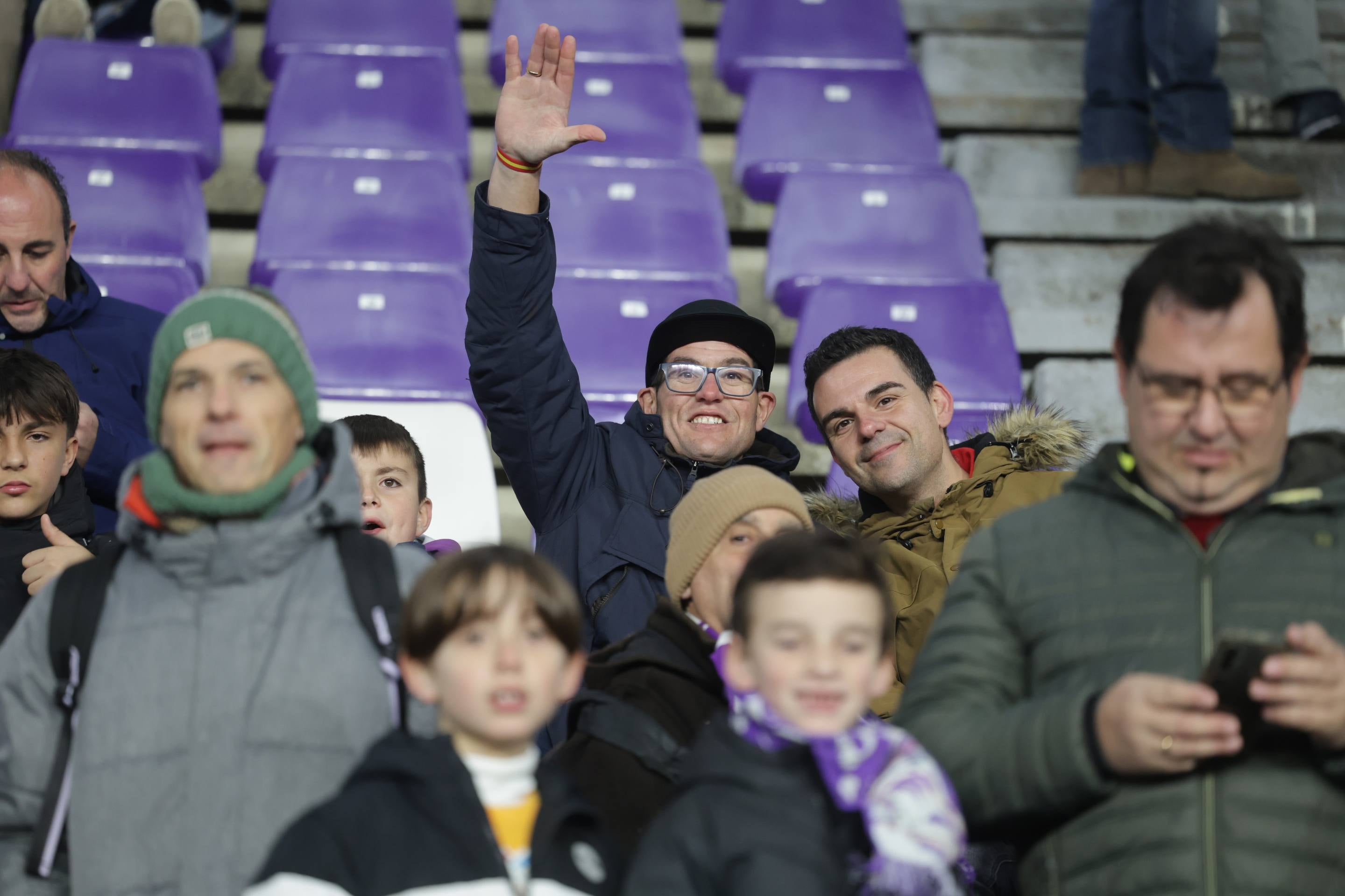 Búscate en la grada del Real Valladolid-Real Madrid (3/4)