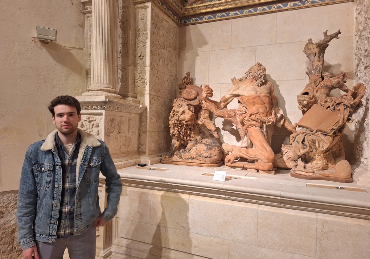 Alonso Ródenas, en el Museo de San Francisco de Rioseco, junto al San Jerónimo de Juan de Juni