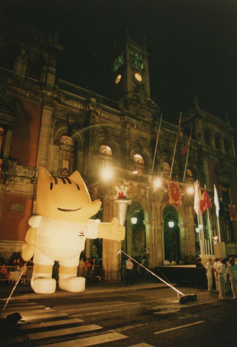 Imágenes del día que la llama olímpica iluminó Valladolid