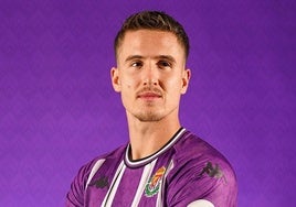 El Real Valladolid oficializa el fichaje del húngaro Tamás Nikitscher