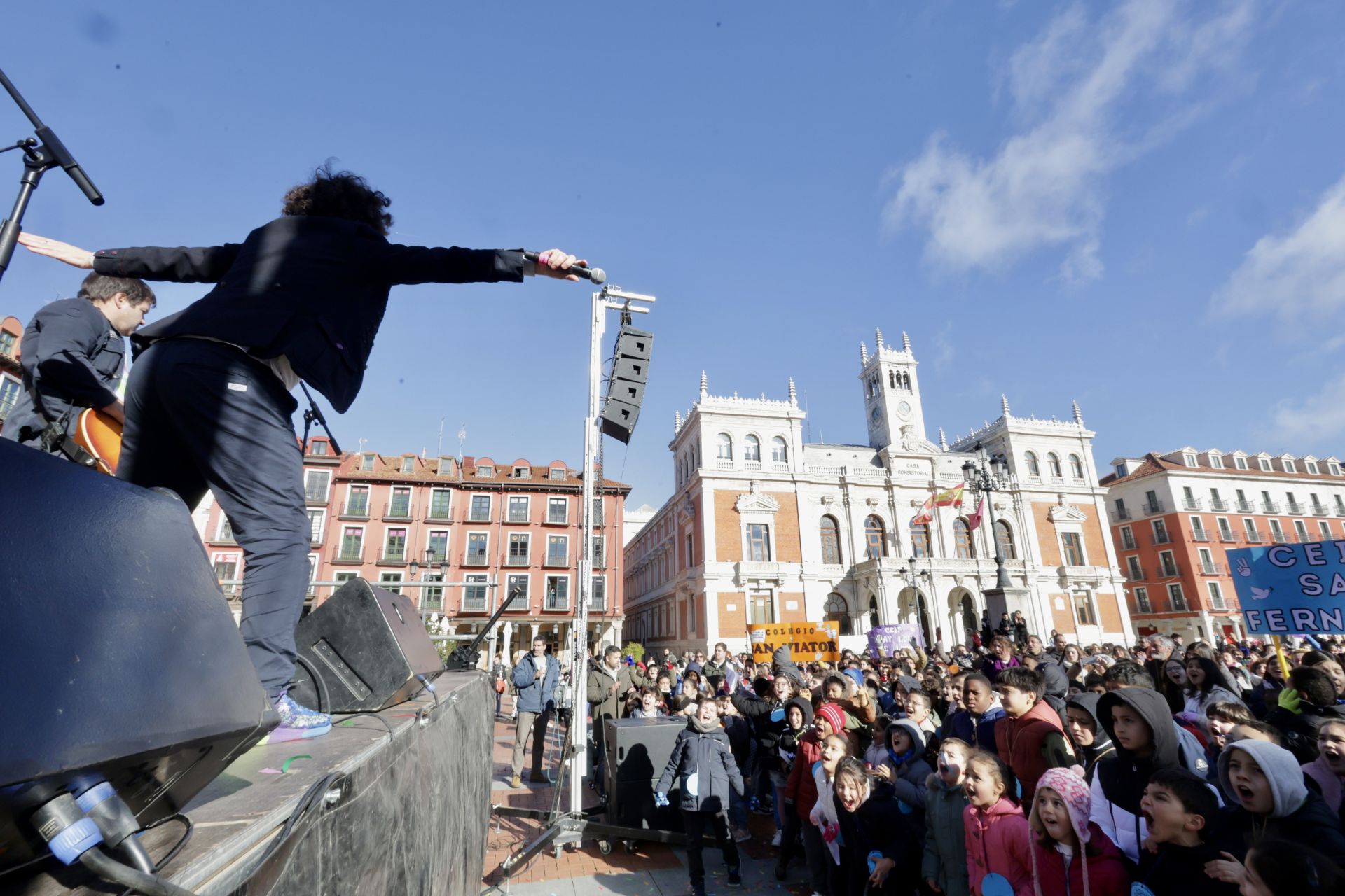 Las imágenes de la celebración del Día de la Paz en Valladolid