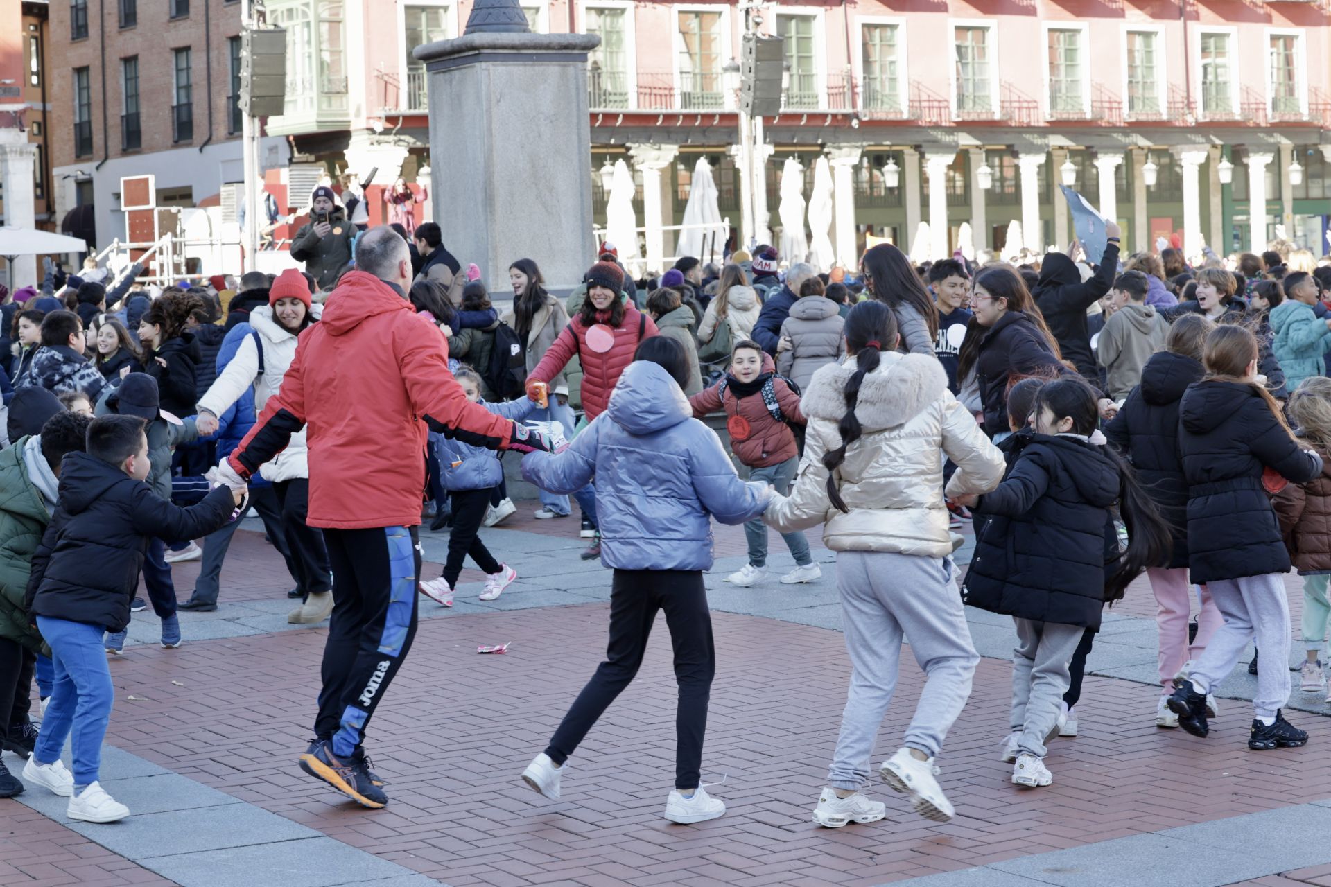 Las imágenes de la celebración del Día de la Paz en Valladolid