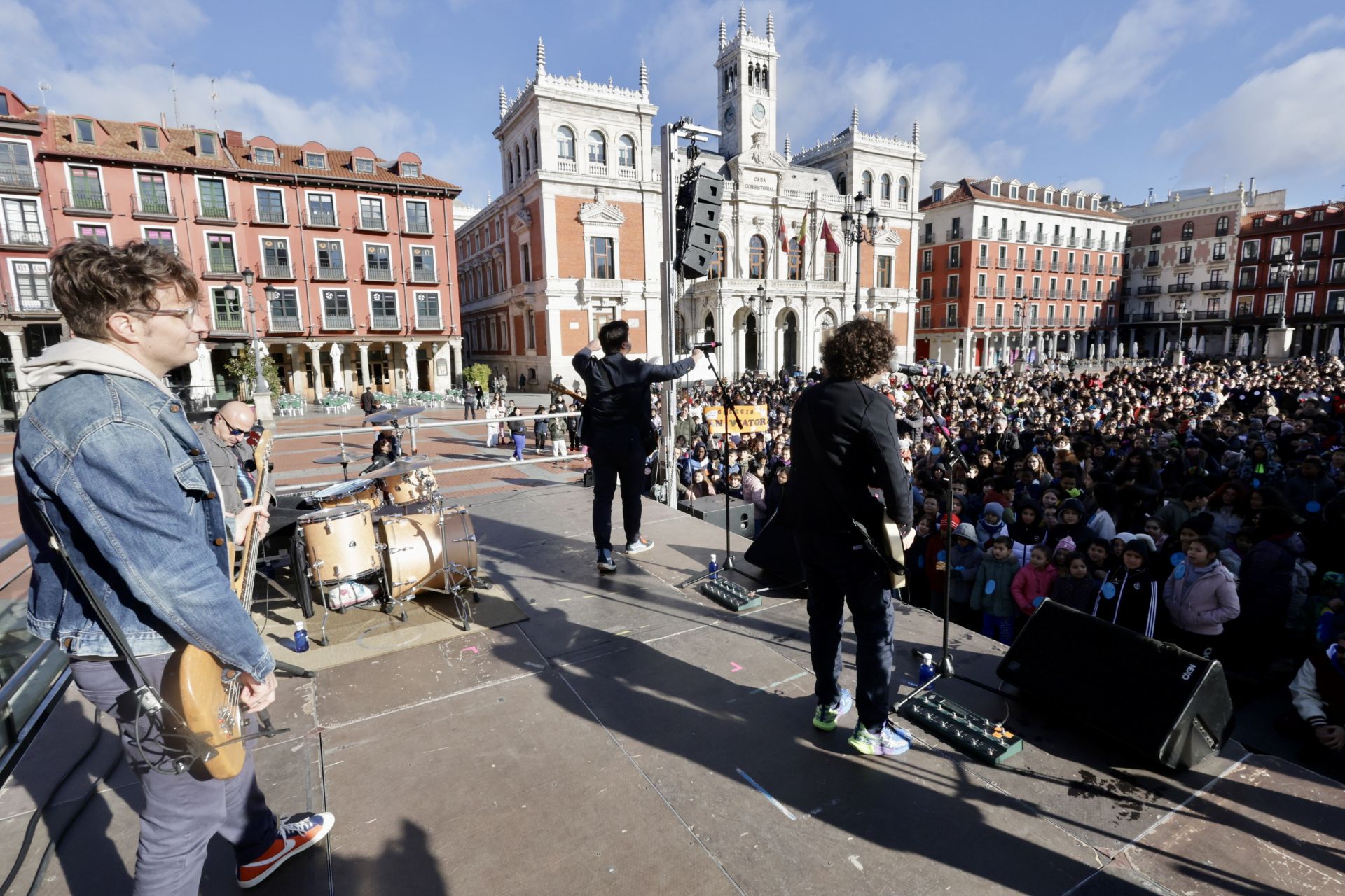 Las imágenes de la celebración del Día de la Paz en Valladolid