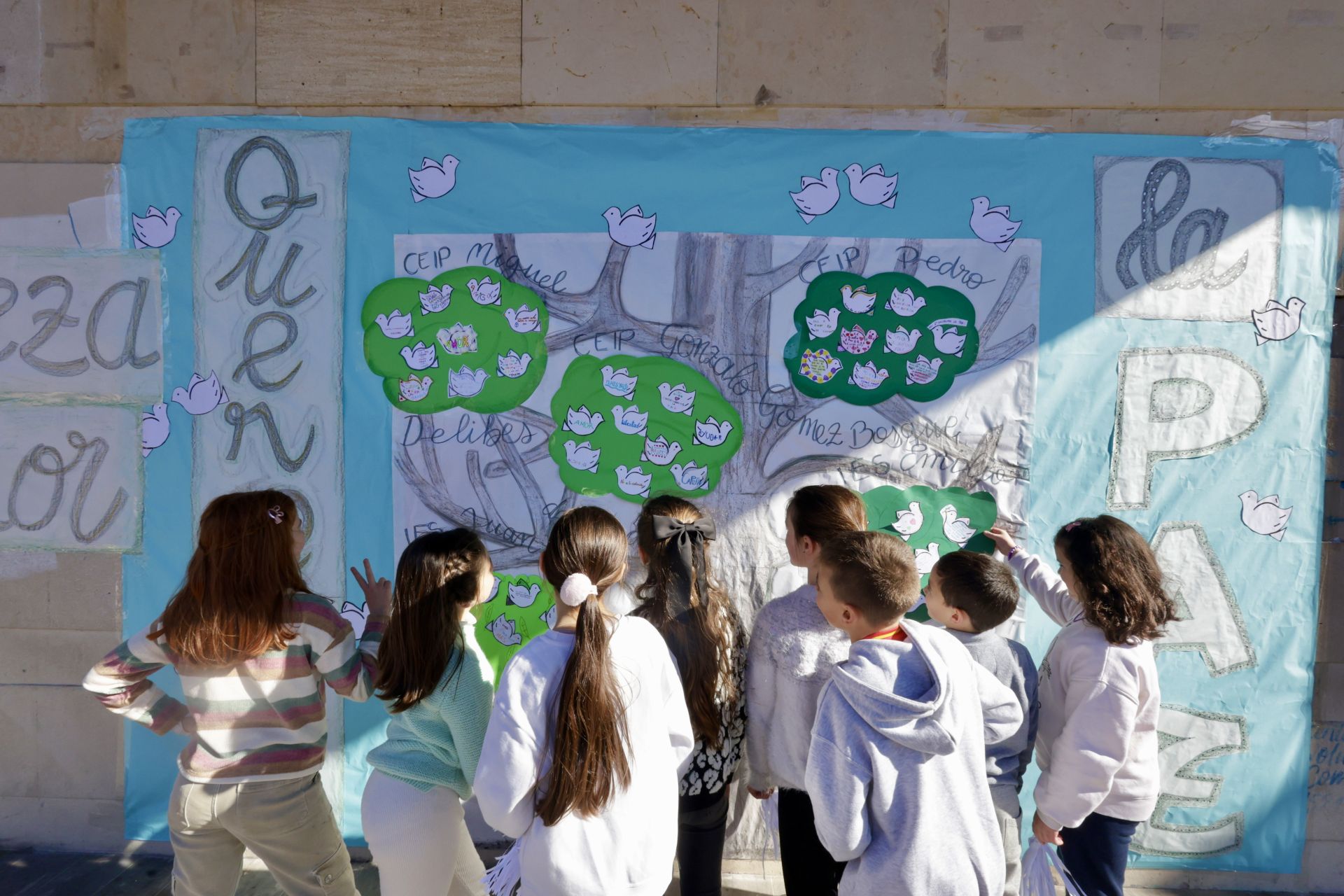 Las imágenes de la celebración del Día de la Paz en Valladolid