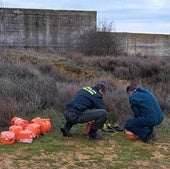 La Guardia Civil destruye 40 bombas extintoras de uso forestal en Palencia