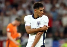 Jude Bellingham durante un encuentro con la selección inglesa.