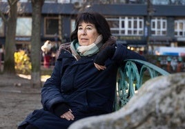 Orosia Castán en el parque de la vallisoletana plaza de Poniente.