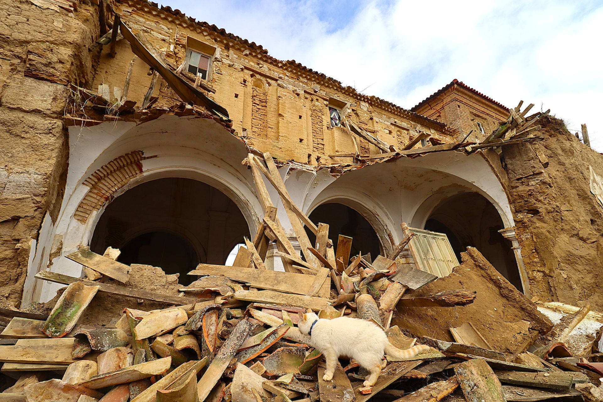 Las imágenes del derrumbe del convento de Cuenca de Campos