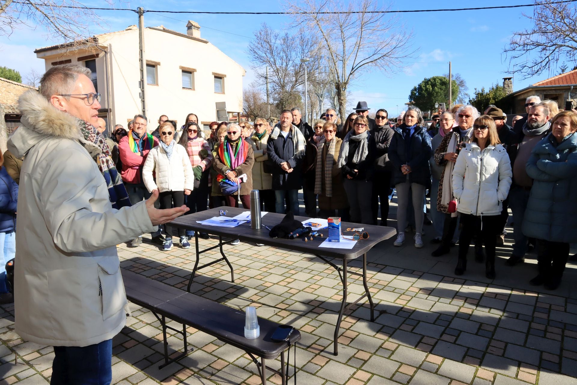 Fotos de la concentración en apoyo a las parejas homosexuales en Segovia
