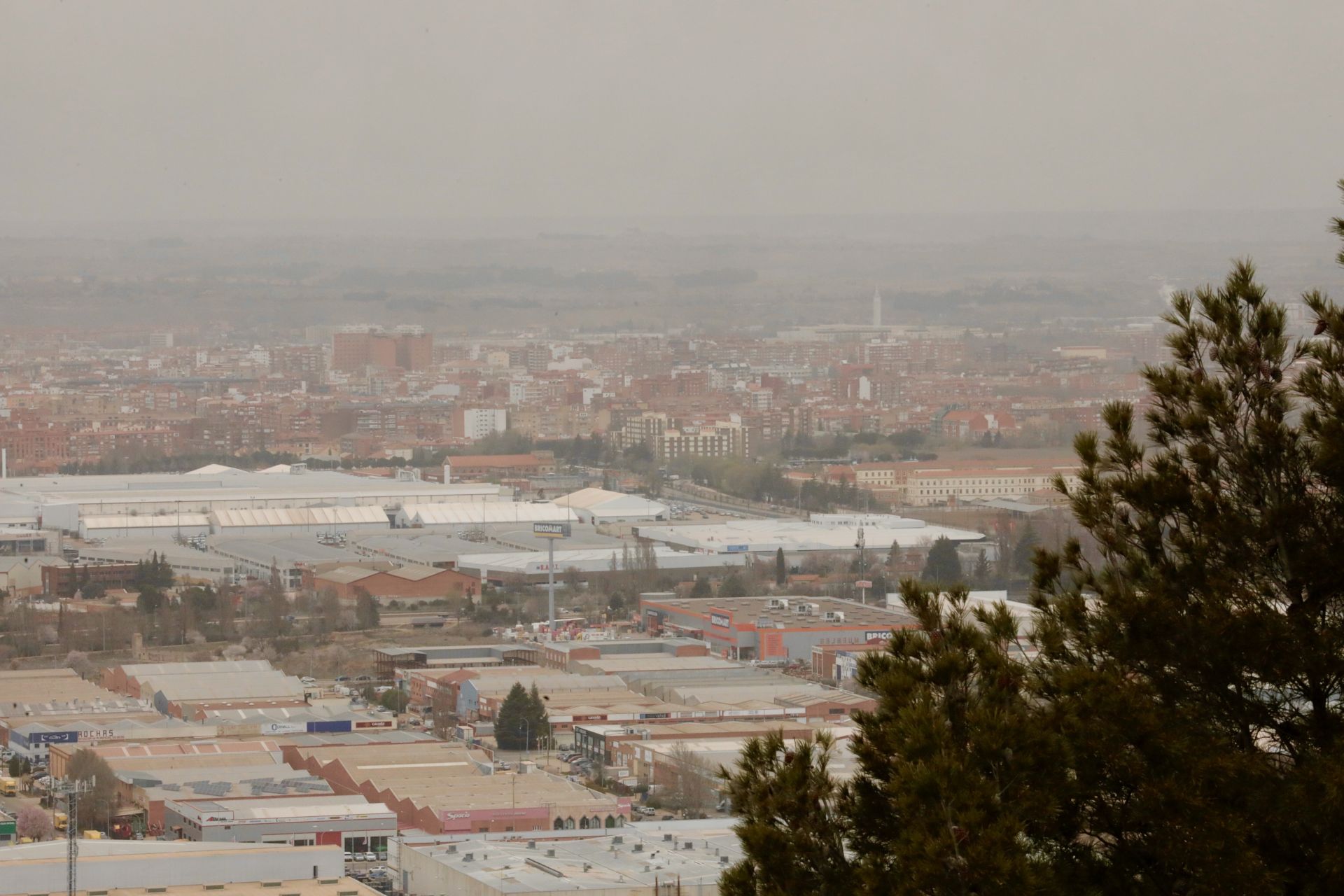 Valladolid, hace unos meses, en una jornada con una intrusión de polvo sahariano.