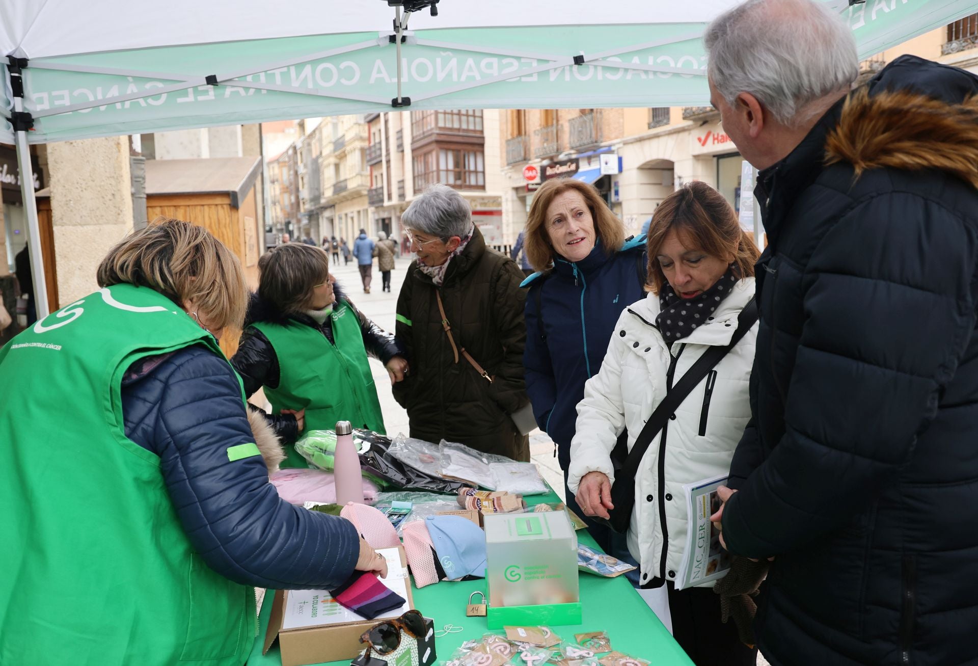 La Asociación Contra el Cáncer se viste de gala